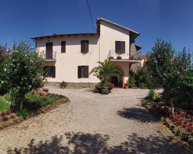 Il Podere Di Sole รอคเคสตราดา ภายนอก รูปภาพ